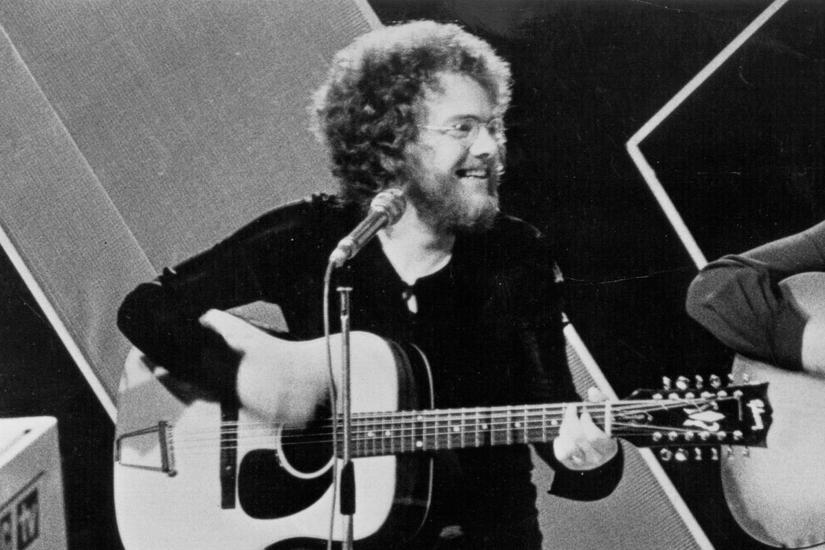 Stealers Wheel’s Joe Egan Dead at 77