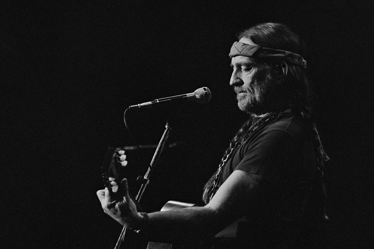 Top 10 Willie Nelson Songs