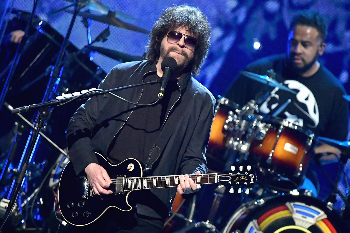 Jeff Lynne Launches Farewell ELO Tour: Set List, Videos