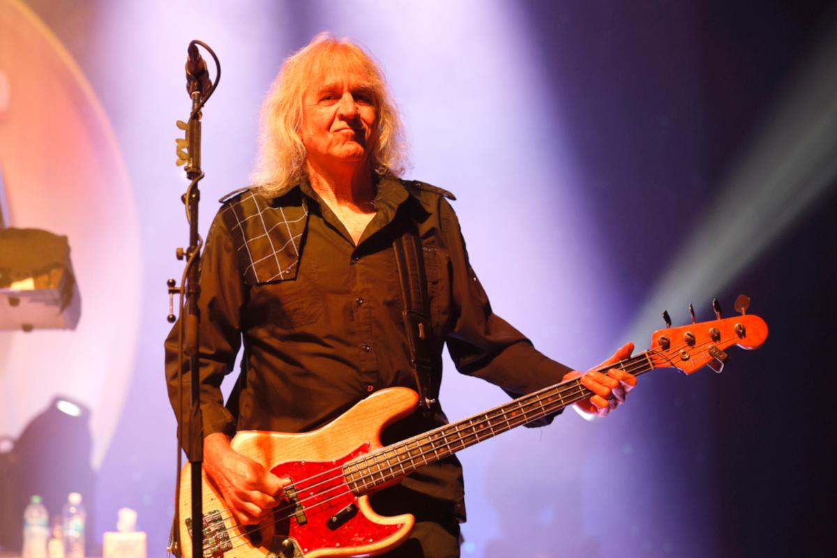 Kansas Bassist Departs After Nearly 40 Years in the Band