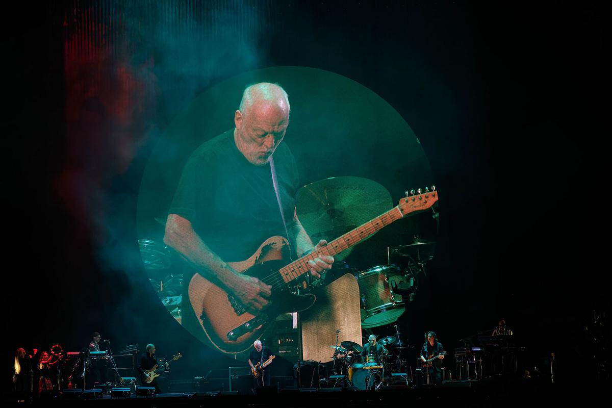 David Gilmour ‘Luck and Strange’ Tour: Photo Gallery