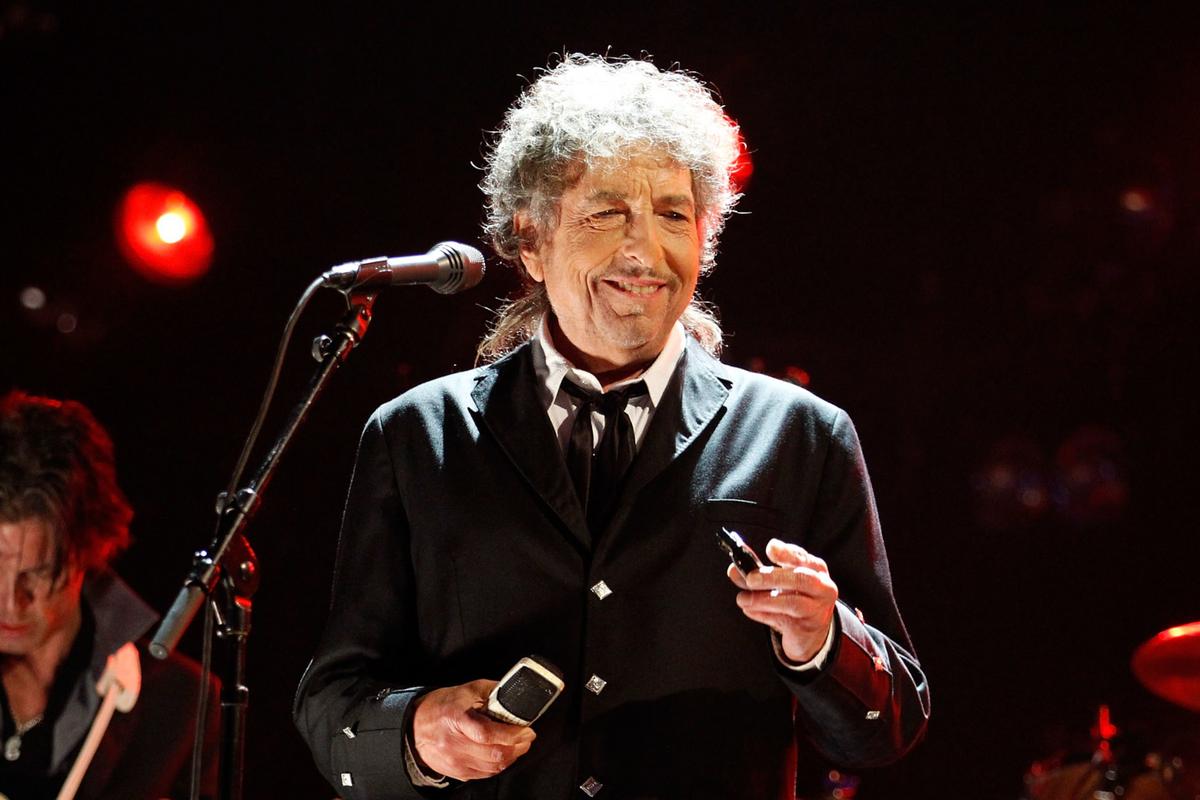 Bob Dylan Announces Expanded 2025 Tour Dates Reckless Rock Radio